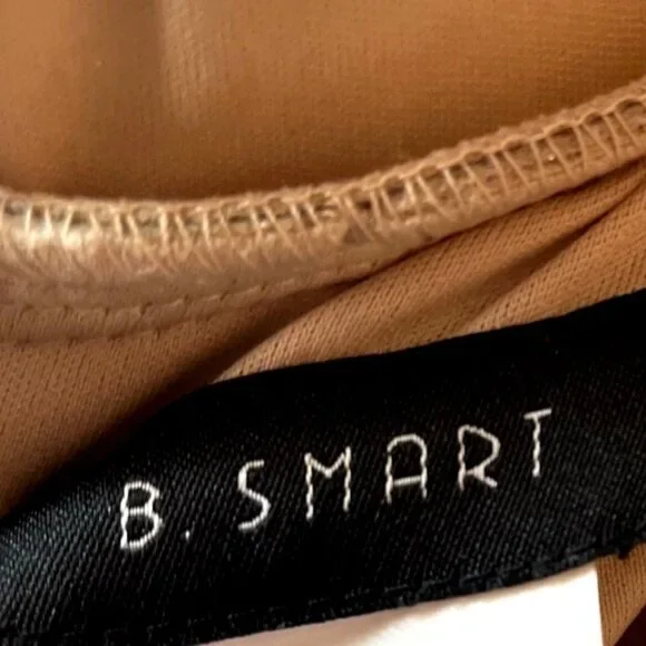 Metallic Gold Evening Gown By B. Smart With Plunging Back V-Neckline Adjustable - Picture 8 of 9